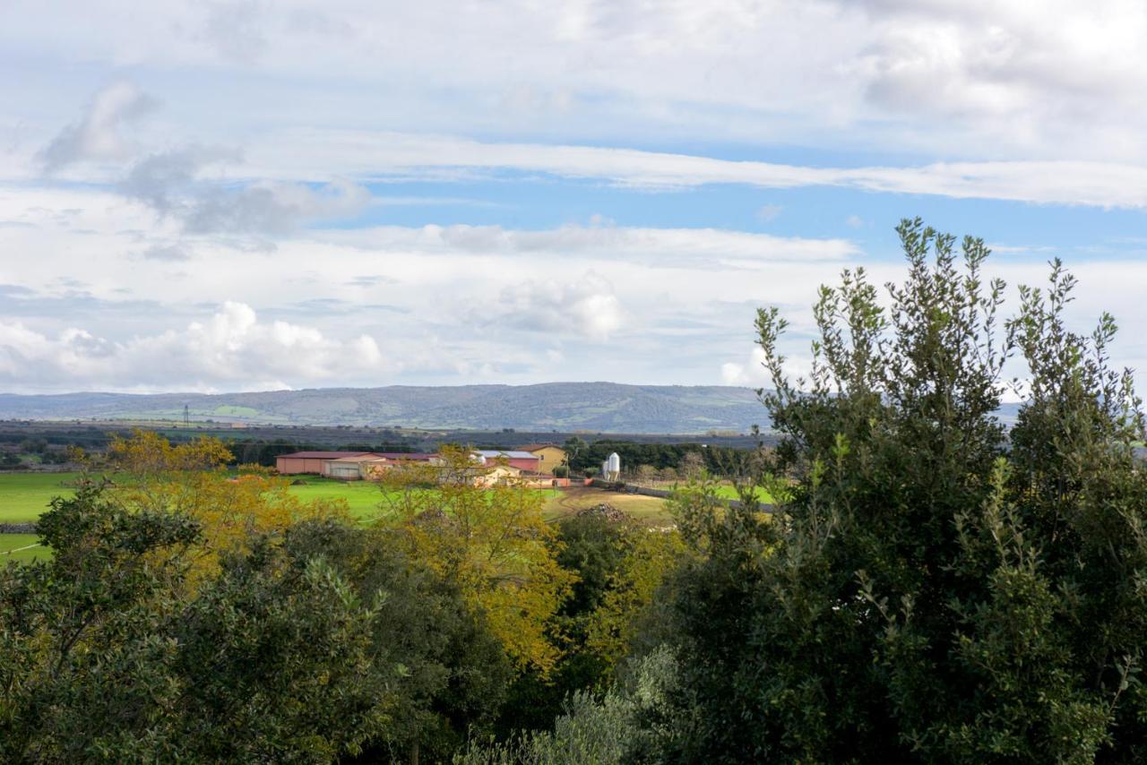 Agriturismo Nuragh'Elighe Sindia Екстериор снимка