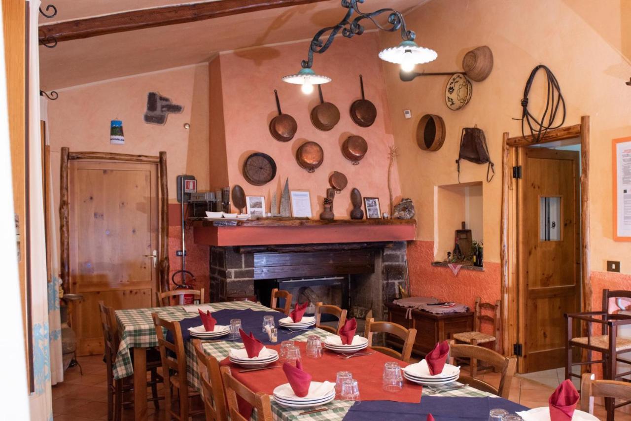 Agriturismo Nuragh'Elighe Sindia Екстериор снимка
