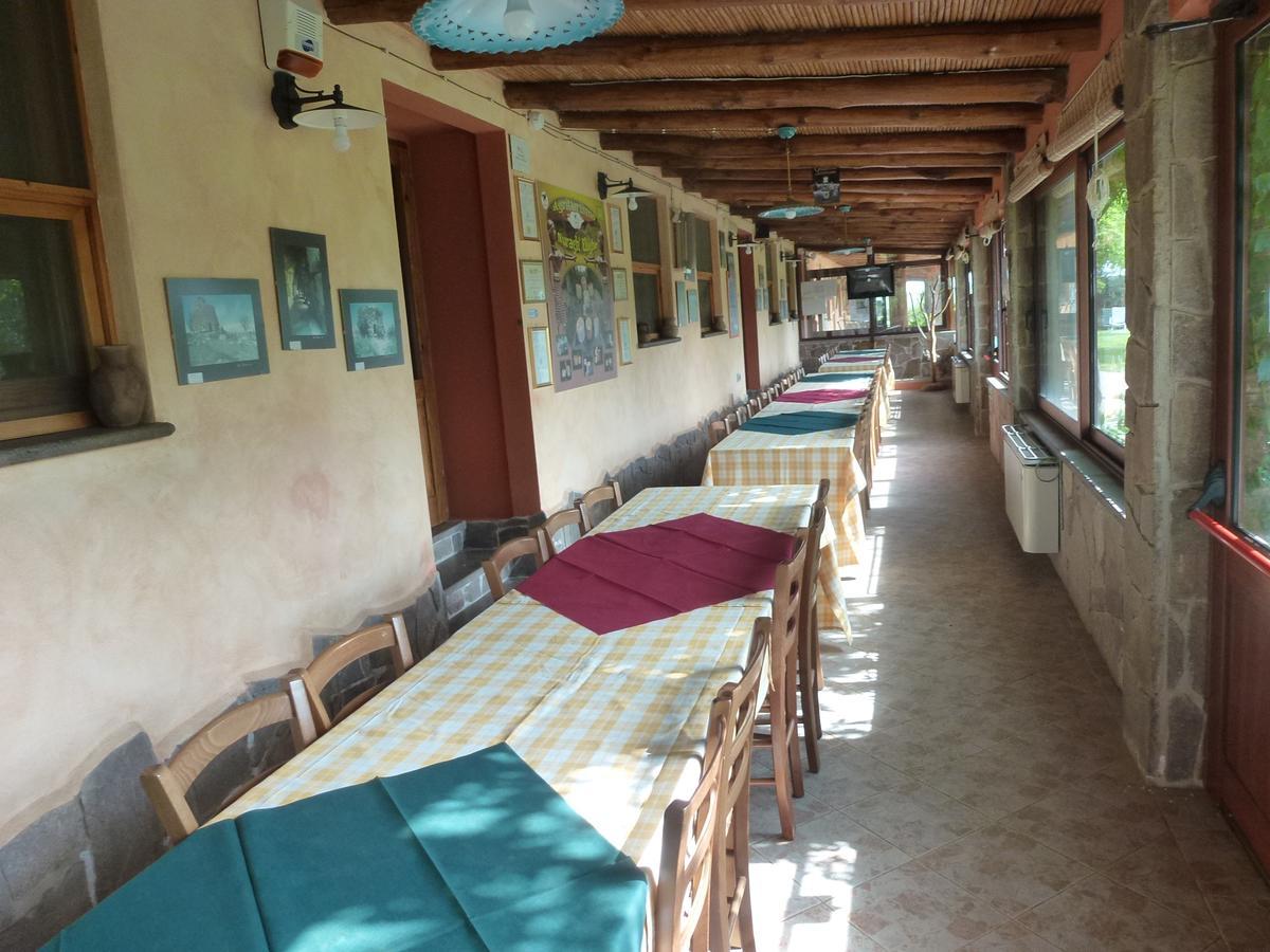 Agriturismo Nuragh'Elighe Sindia Екстериор снимка