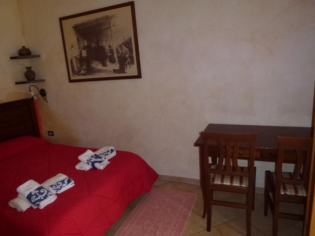 Agriturismo Nuragh'Elighe Sindia Екстериор снимка