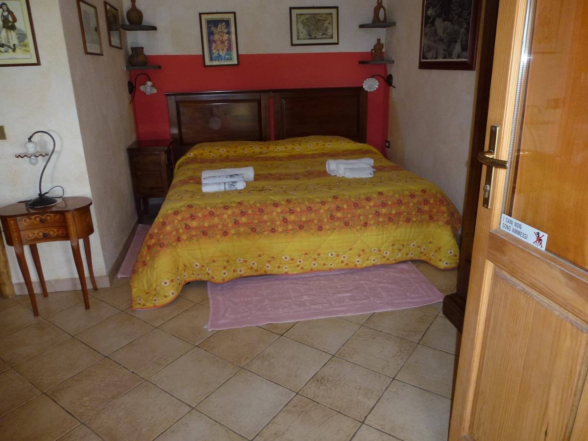 Agriturismo Nuragh'Elighe Sindia Екстериор снимка